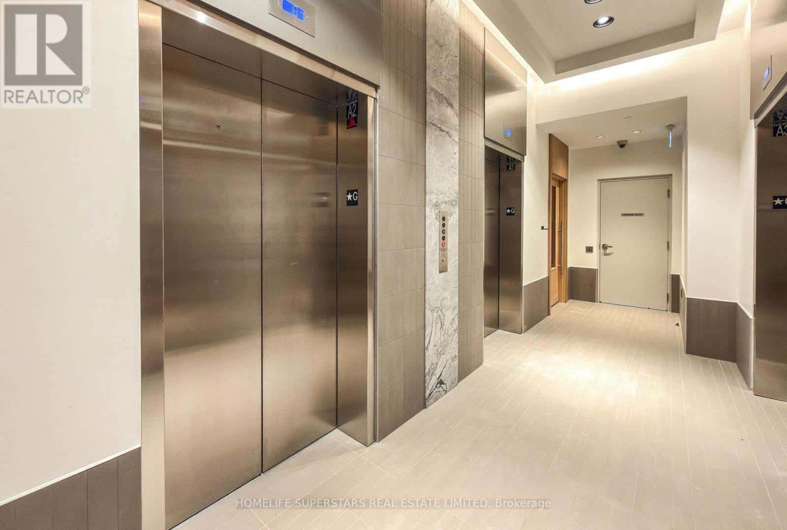 Mississauga (City Centre) — Mississauga (City Centre) - Photo 2 of 39