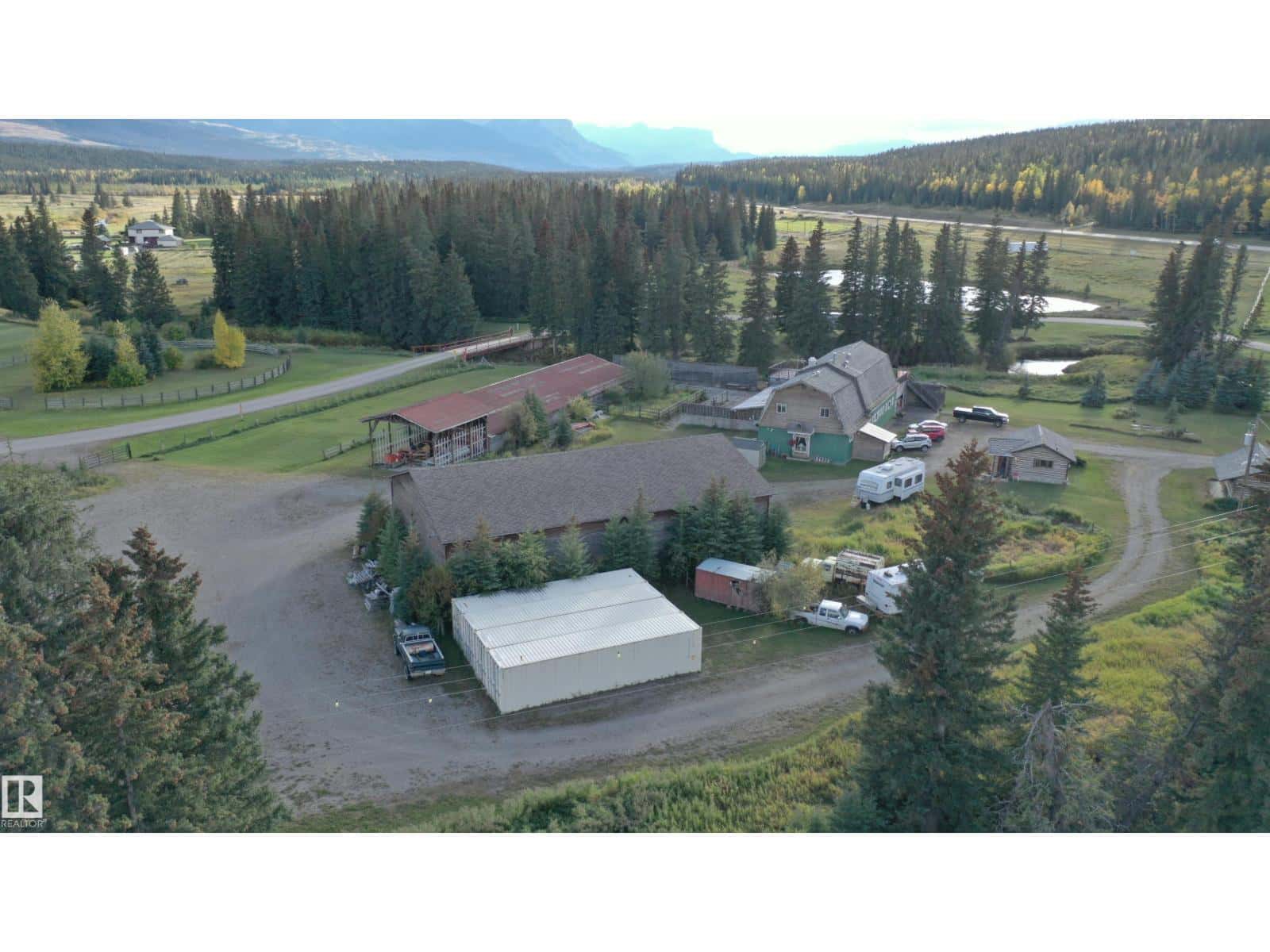 50409B Highway 16 — Rural Yellowhead, Alberta - Photo 2 of 64