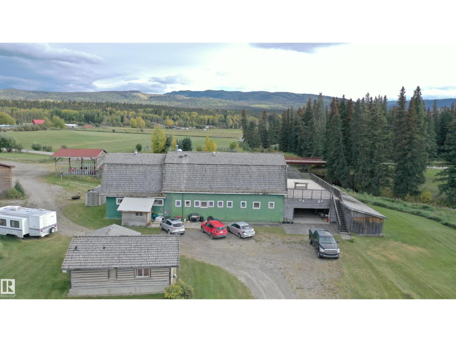 50409B Highway 16 — Rural Yellowhead, Alberta - Main photo