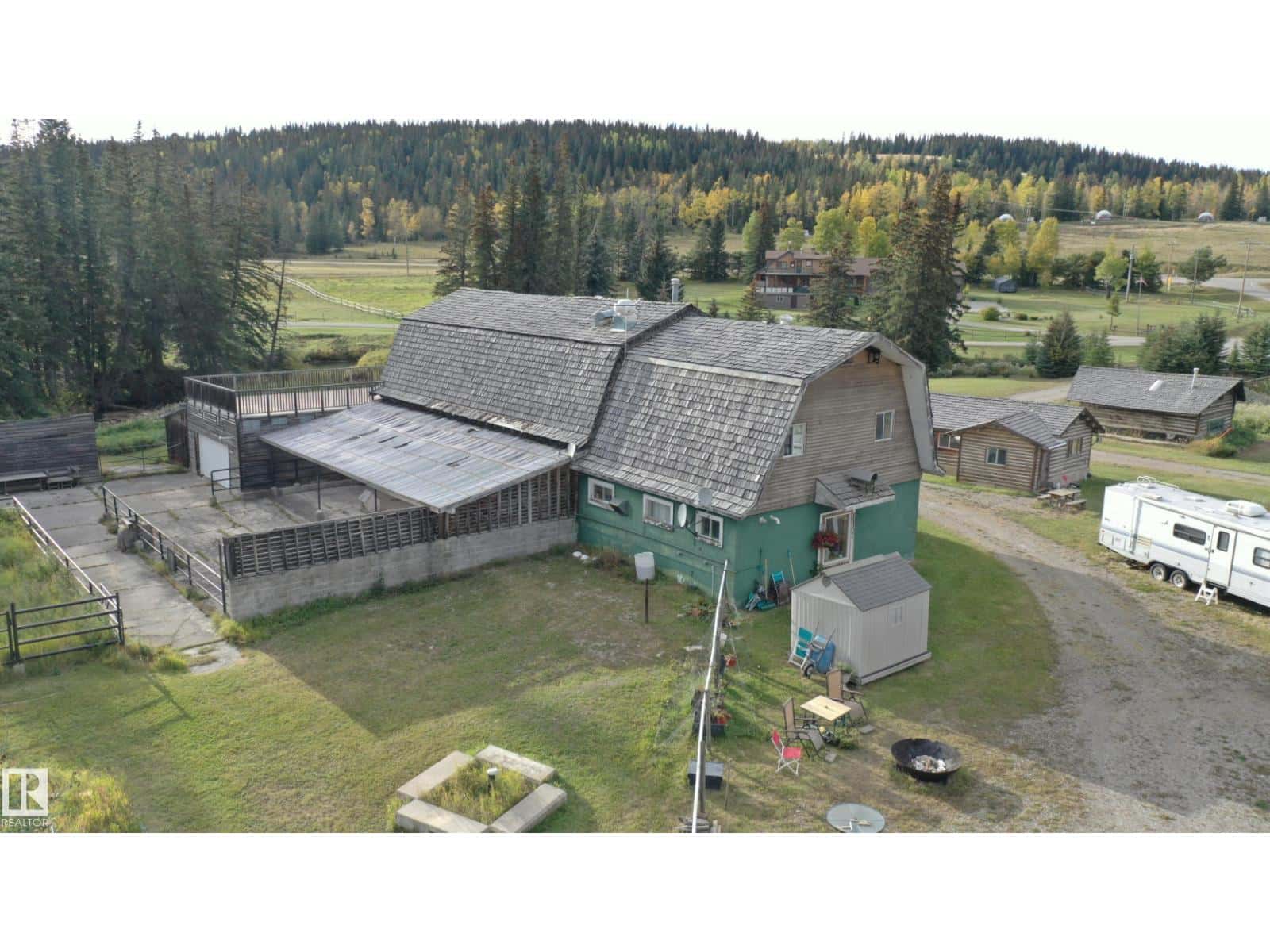 50409B Highway 16 — Rural Yellowhead, Alberta - Photo 4 of 64