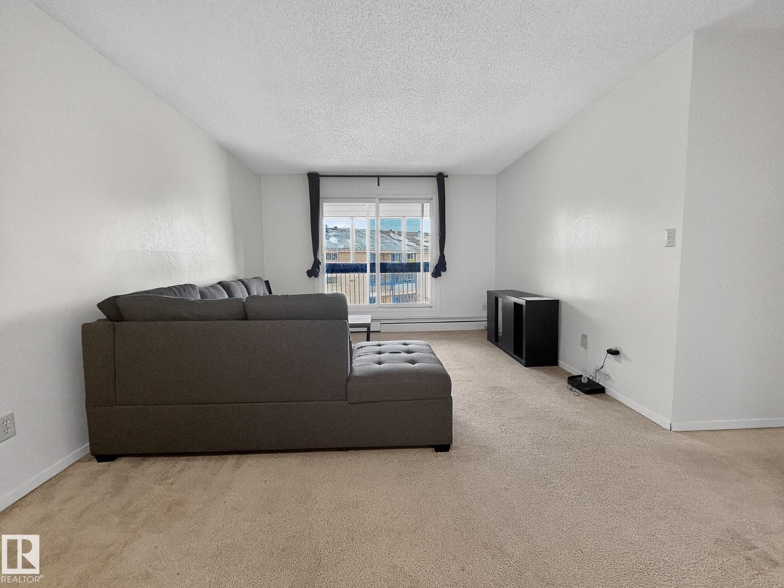 Edmonton — Edmonton - Main photo