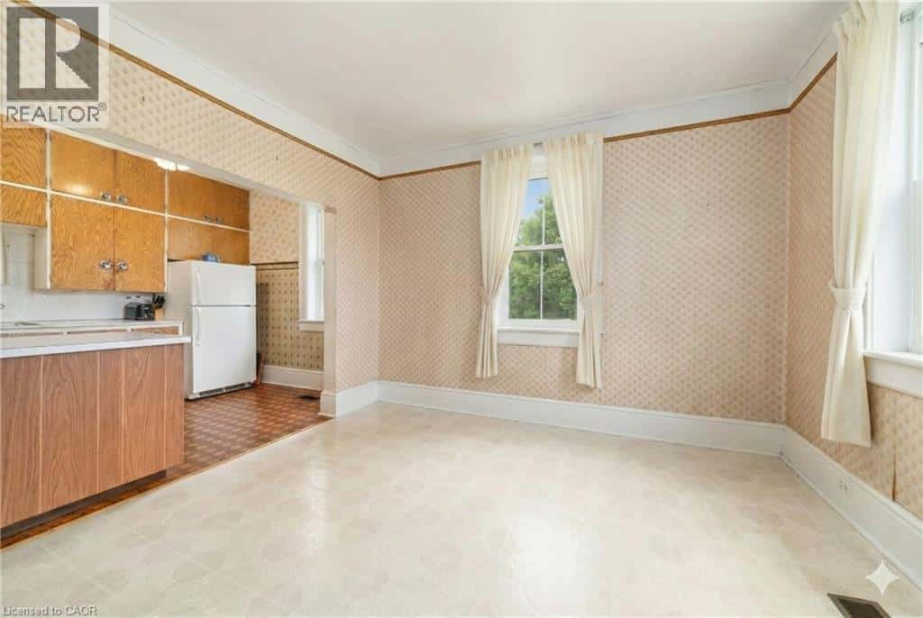 Woodville — Woodville - Photo 2 of 27