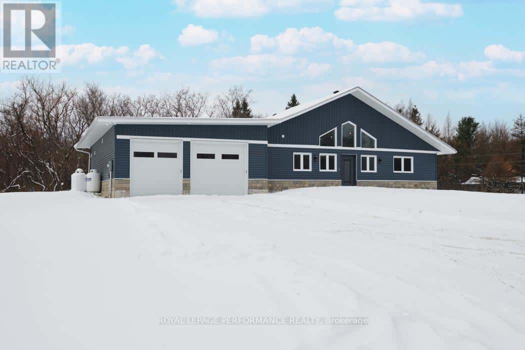 Ottawa — Ottawa - Photo 2 of 44