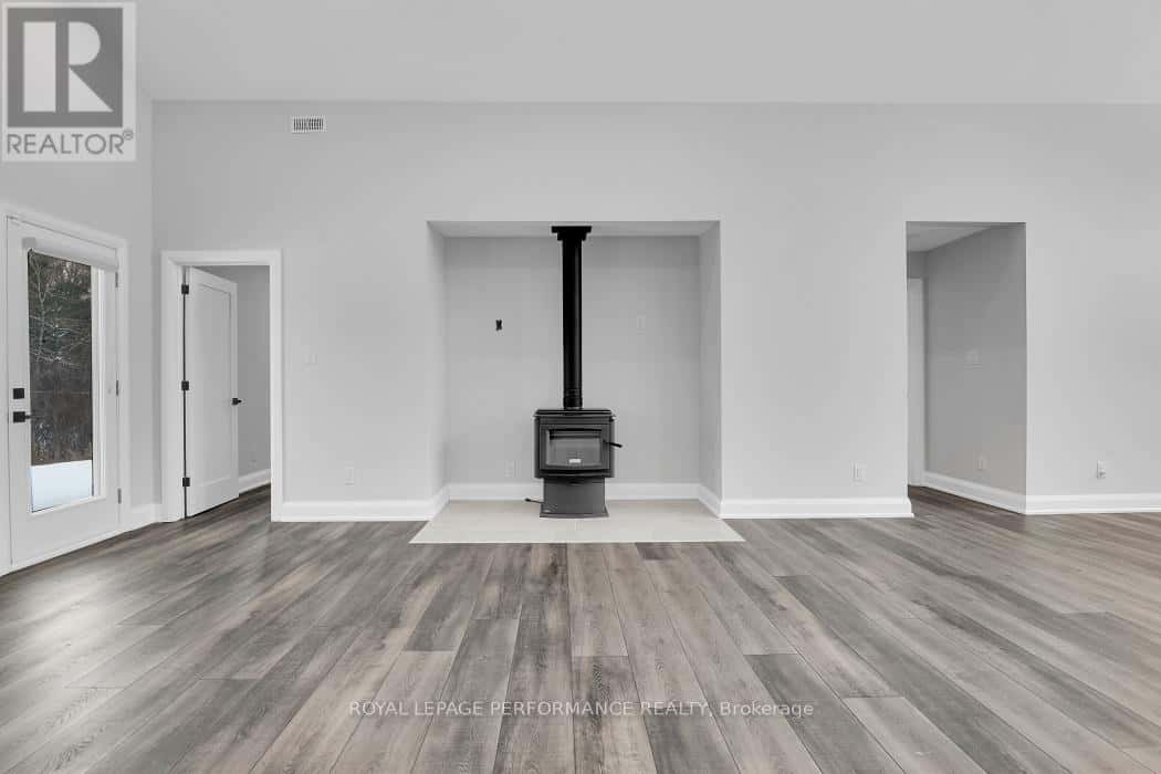 Ottawa — Ottawa - Photo 4 of 44