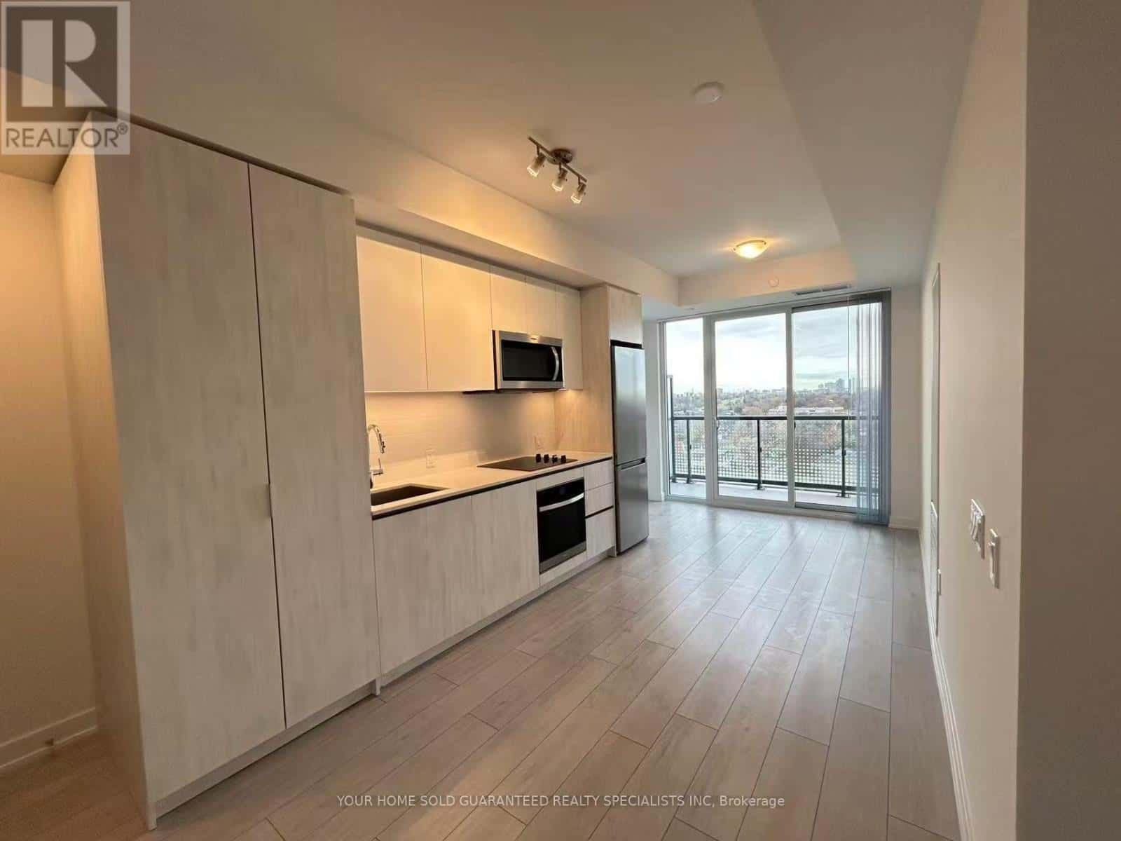 1105 - 5858 YONGE STREET — Toronto (Newtonbrook West) - Photo 5 of 12