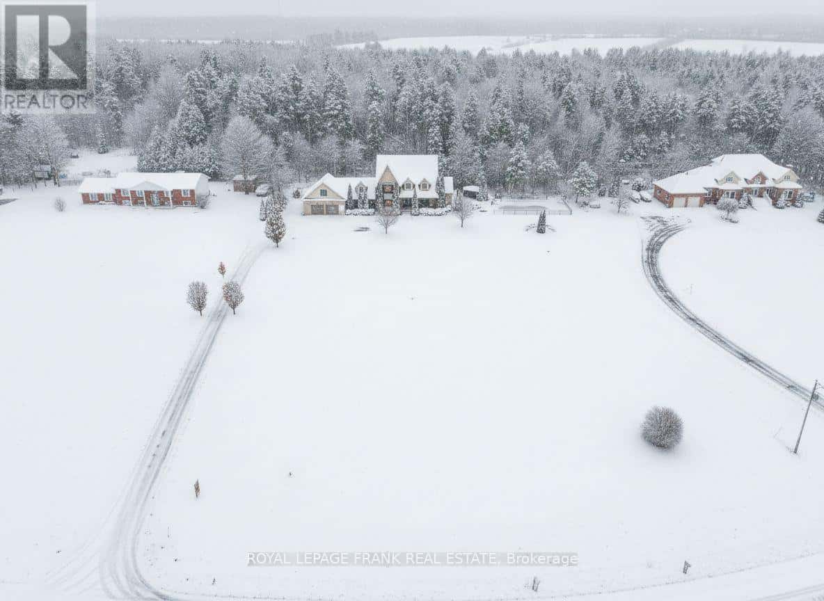 300 SNUG HARBOUR ROAD — Kawartha Lakes (Fenelon), Ontario - Photo 5 of 50