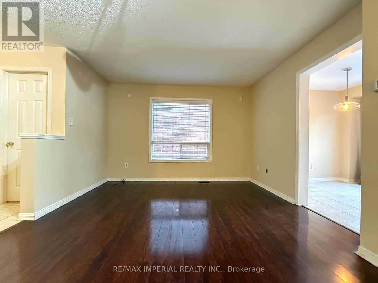 5640 STELLA LANE — Burlington (Appleby) - Photo 4 of 29