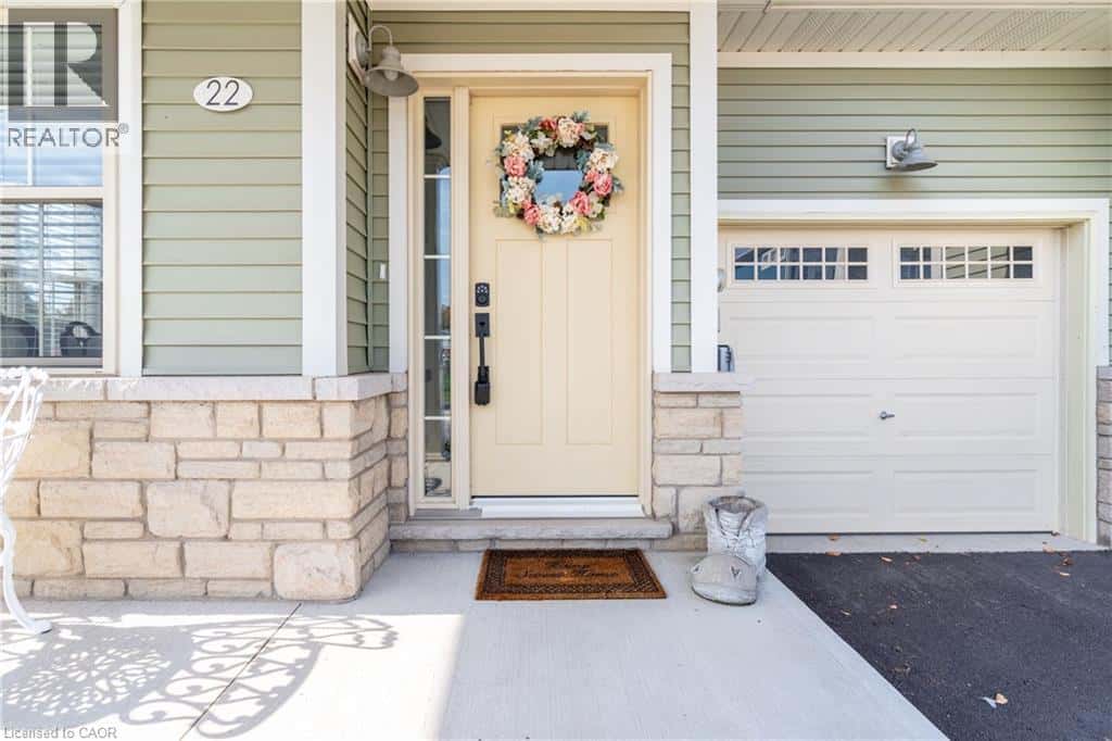 22 SOUTH COAST Circle — Crystal Beach, Ontario - Photo 3 of 39