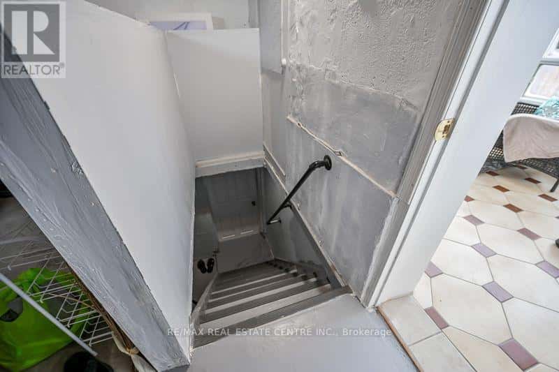 LOWER LVL - 44 ALDRIDGE STREET — Hamilton (Yeoville) - Photo 5 of 17