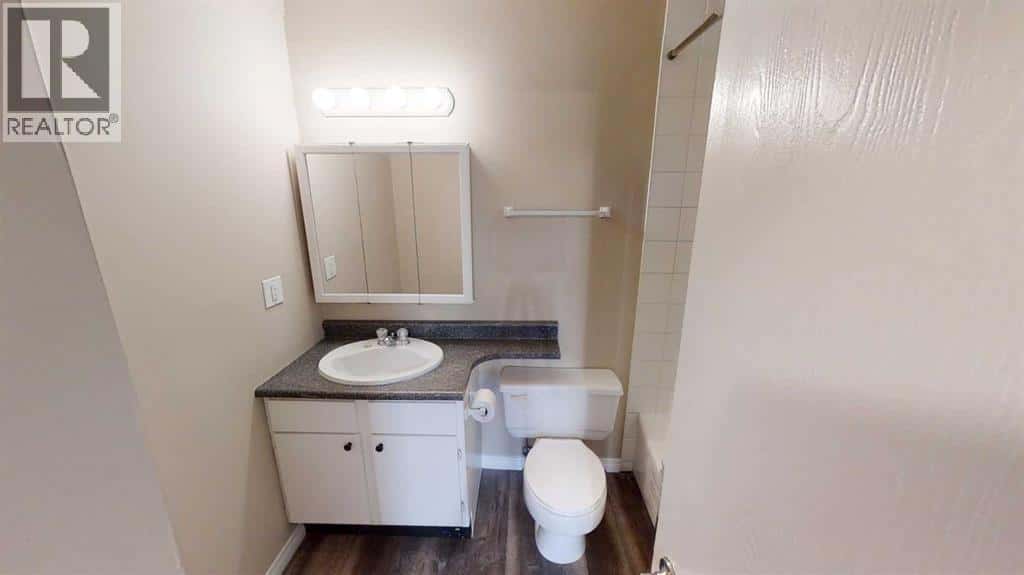 Grande Prairie — Grande Prairie - Photo 4 of 9