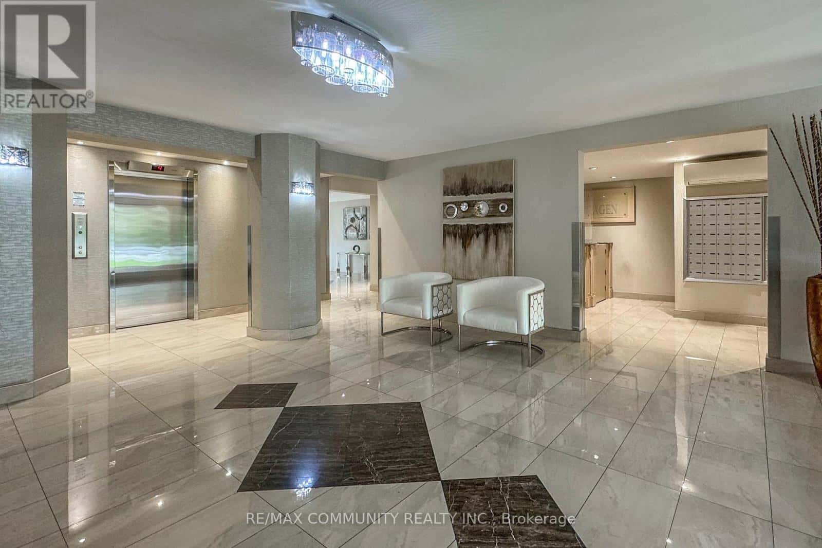 213 - 2 GLAMORGAN AVENUE — Toronto (Dorset Park) - Photo 4 of 47