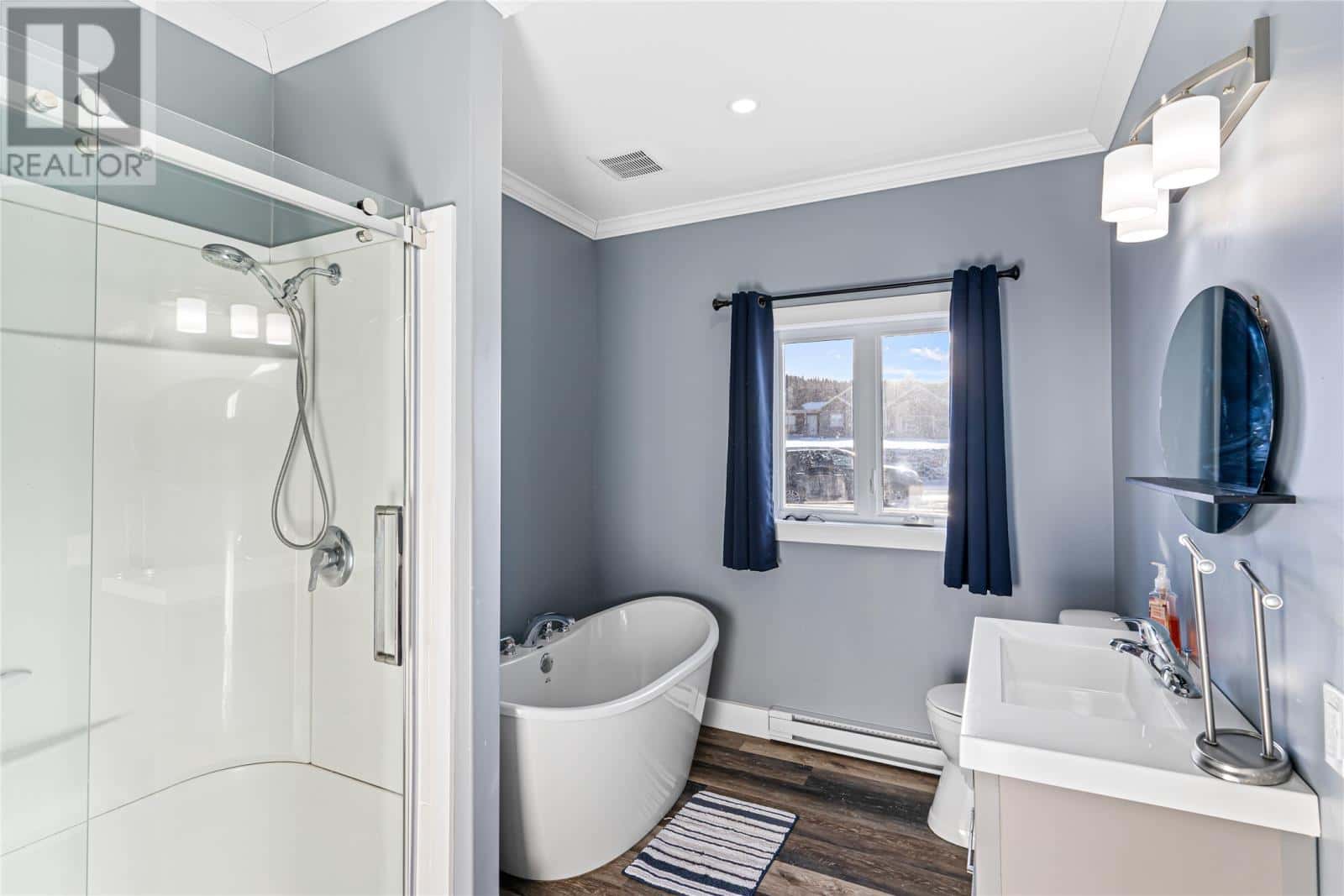 Point Leamington — Point Leamington - Photo 4 of 43