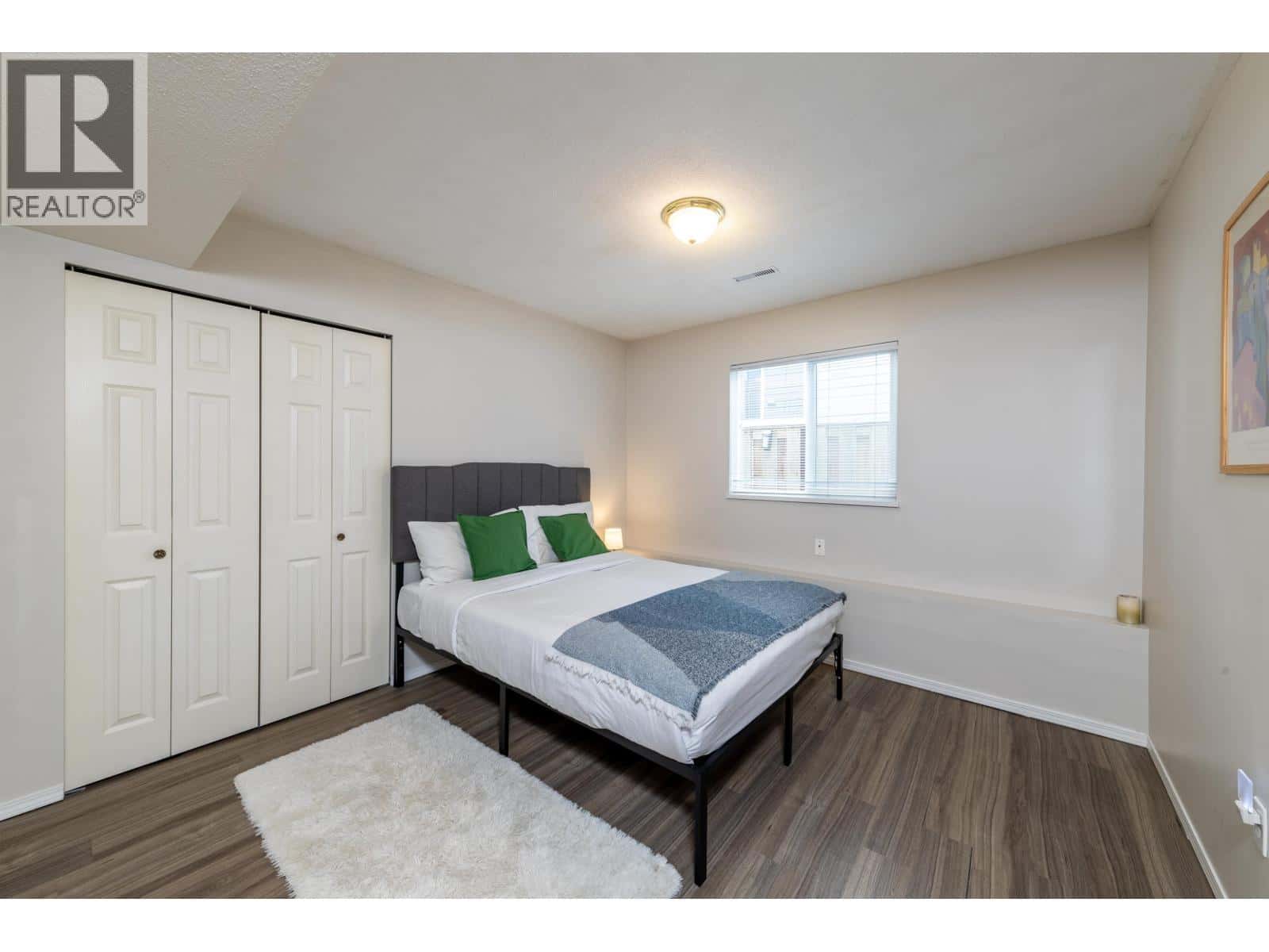 3638 MAGINNIS AVENUE — North Vancouver - Photo 4 of 38