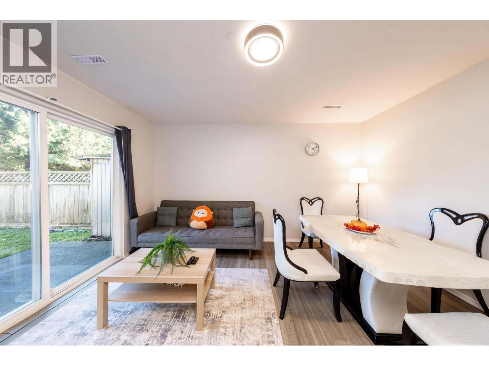 3638 MAGINNIS AVENUE — North Vancouver - Photo 5 of 38