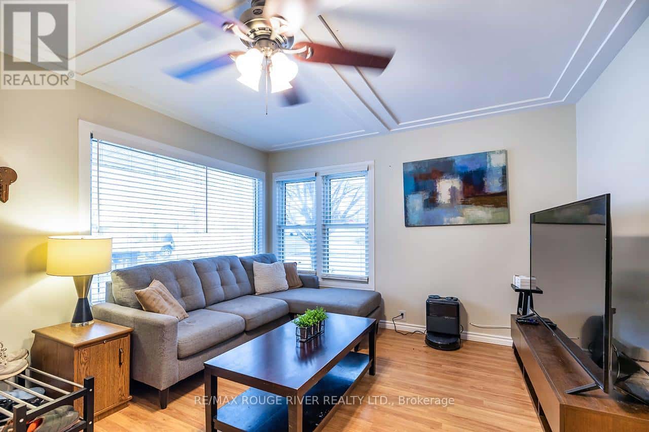 Ajax (Central) — Ajax (Central) - Photo 4 of 25