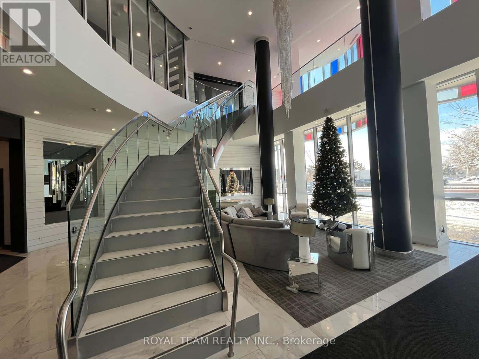 Richmond Hill (Observatory) — Richmond Hill (Observatory) - Photo 3 of 10