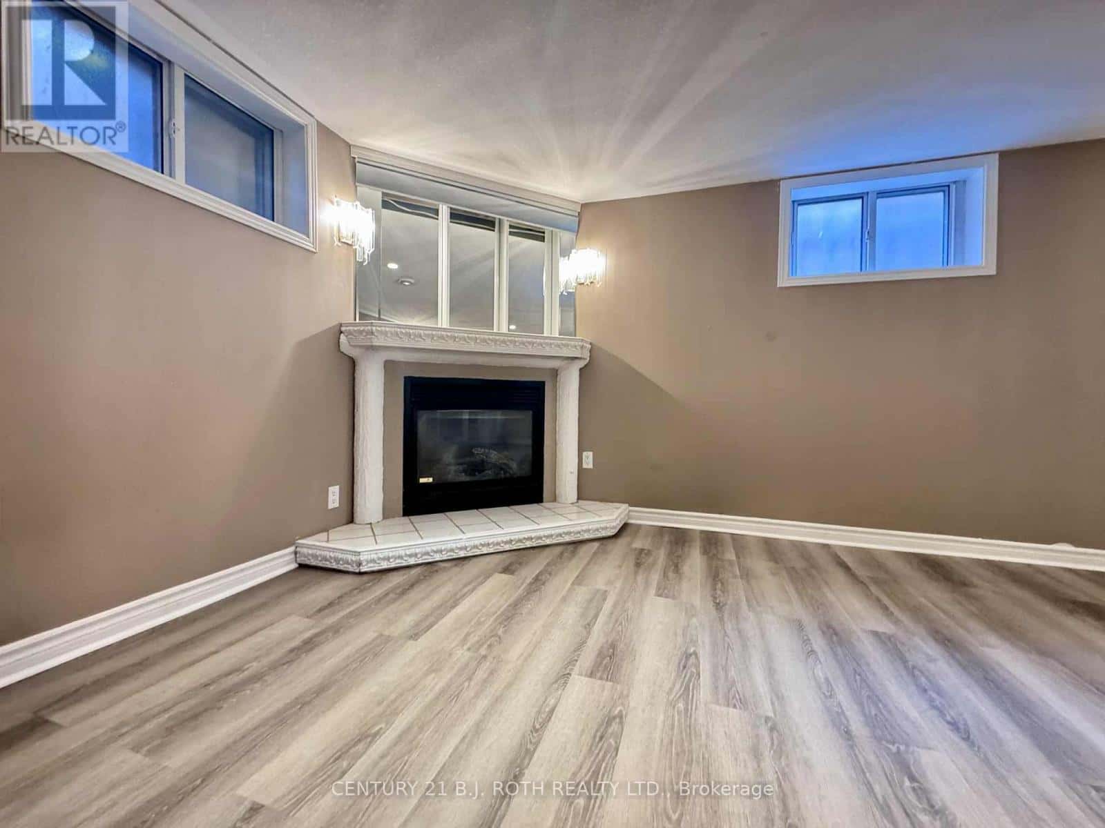 Barrie (Wellington) — Barrie (Wellington) - Photo 4 of 14