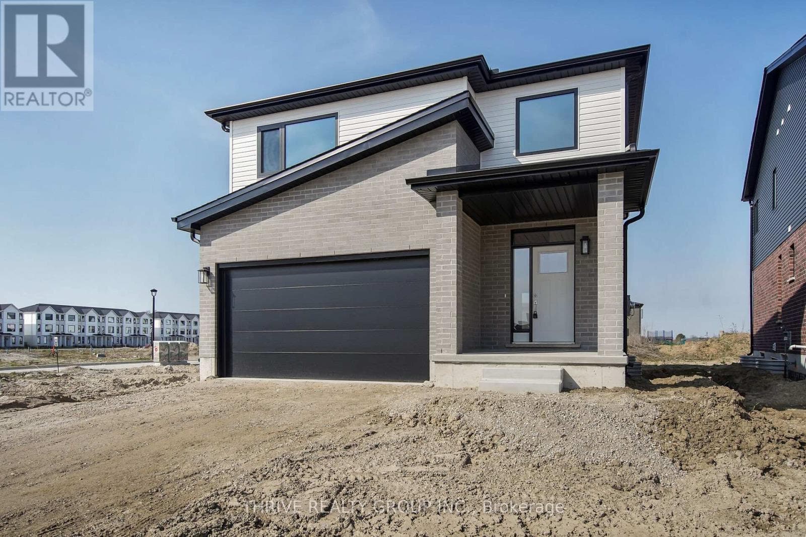 3096 BUROAK DRIVE — London North (North S), Ontario - Main photo