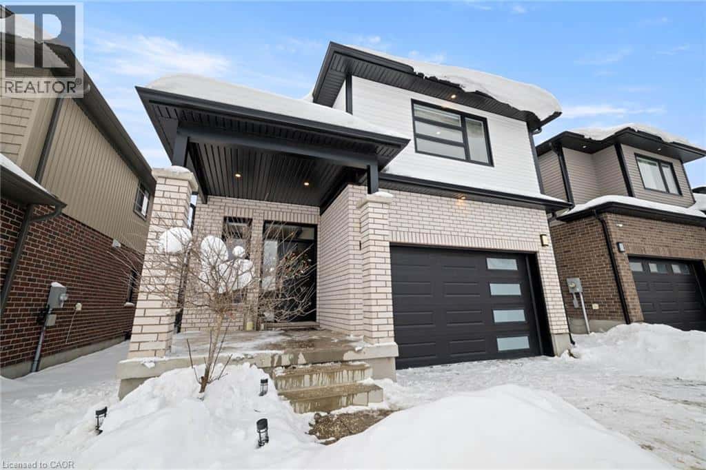 Elmira — Elmira - Photo 4 of 48