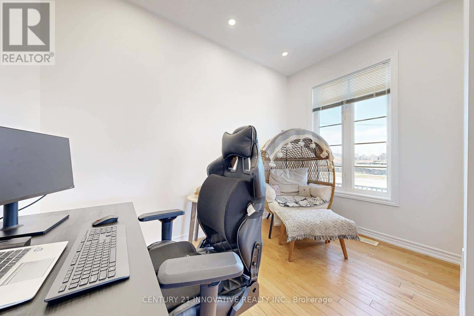 Ajax (Northwest Ajax) — Ajax (Northwest Ajax) - Photo 3 of 48