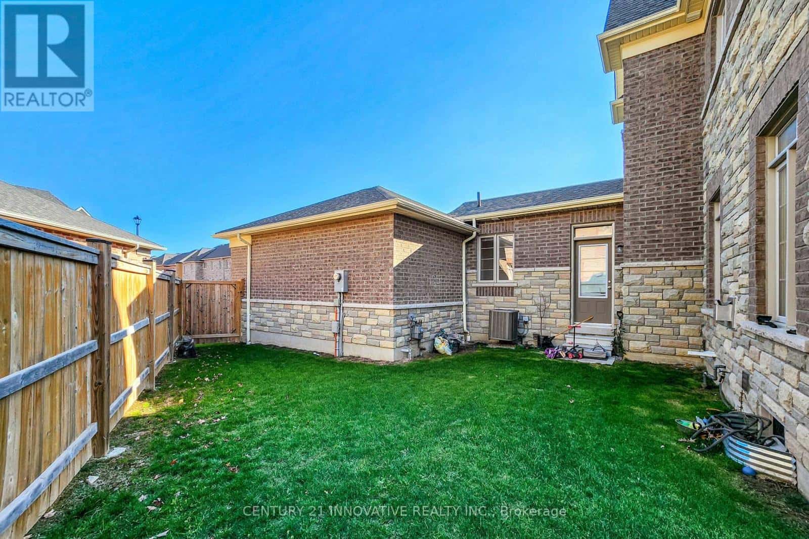 Ajax (Northwest Ajax) — Ajax (Northwest Ajax) - Photo 4 of 48