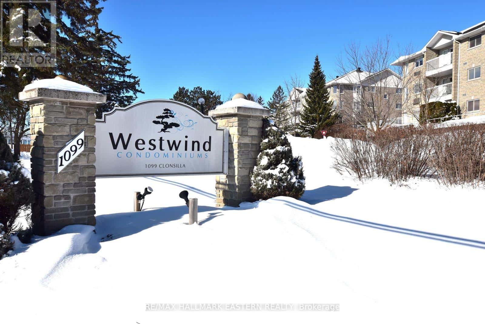 1099 Clonsilla Avenue 316A