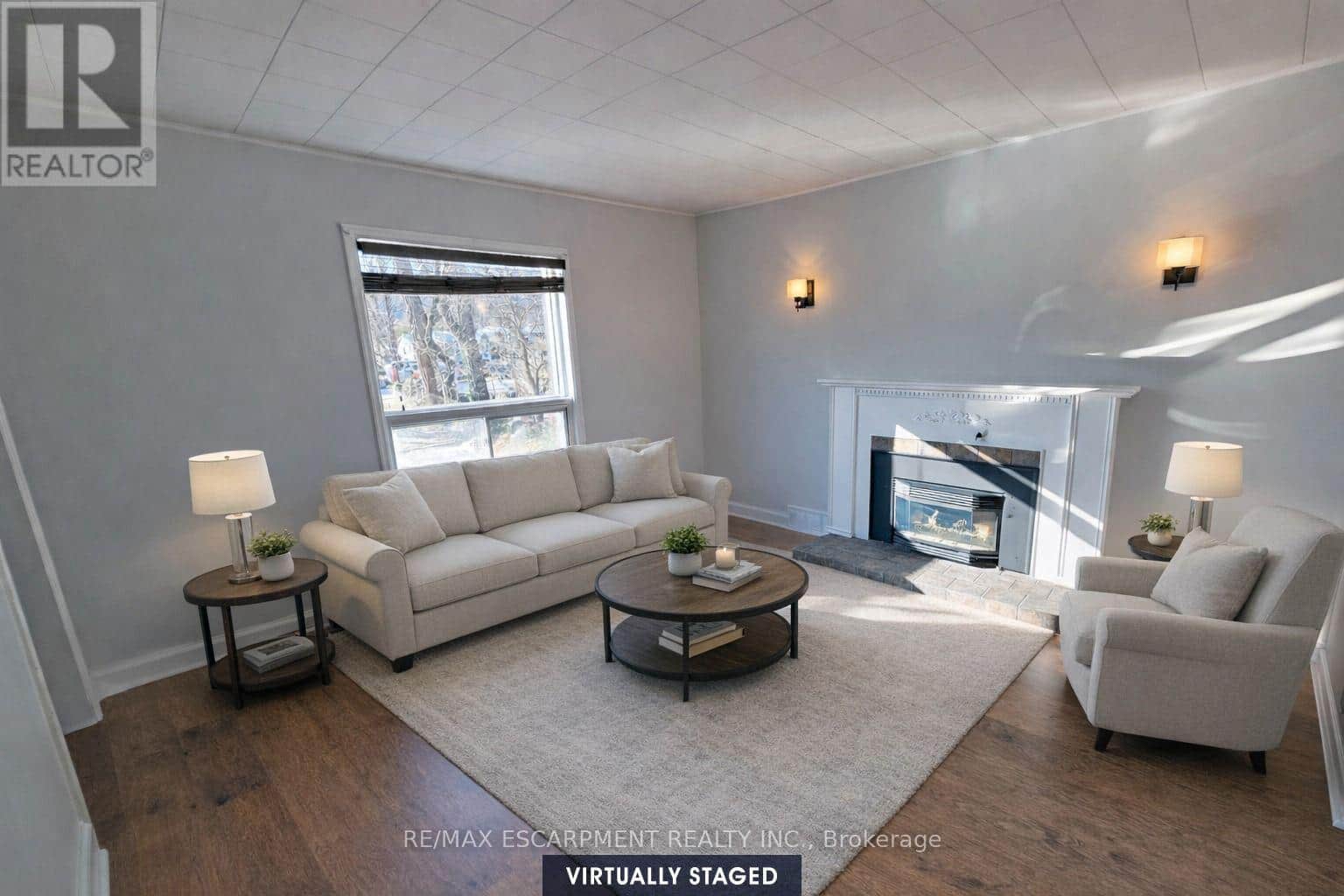 205 MAIN STREET E - Photo 5 of 24, Grimsby (Grimsby East), Ontario