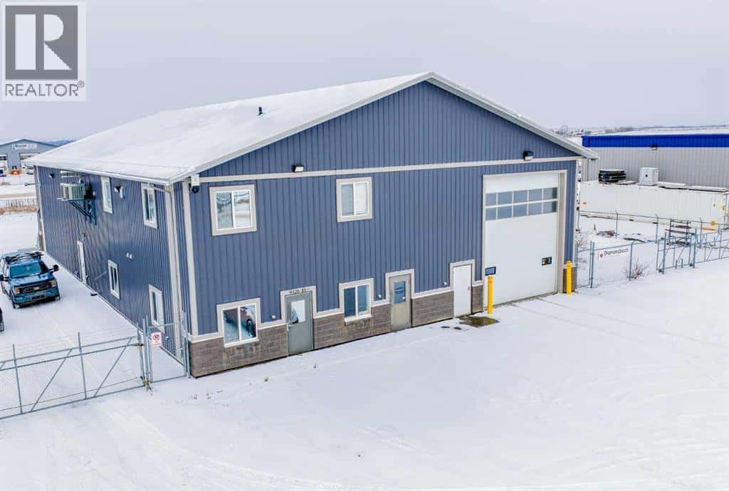 Clairmont — Clairmont - Photo 5 of 8