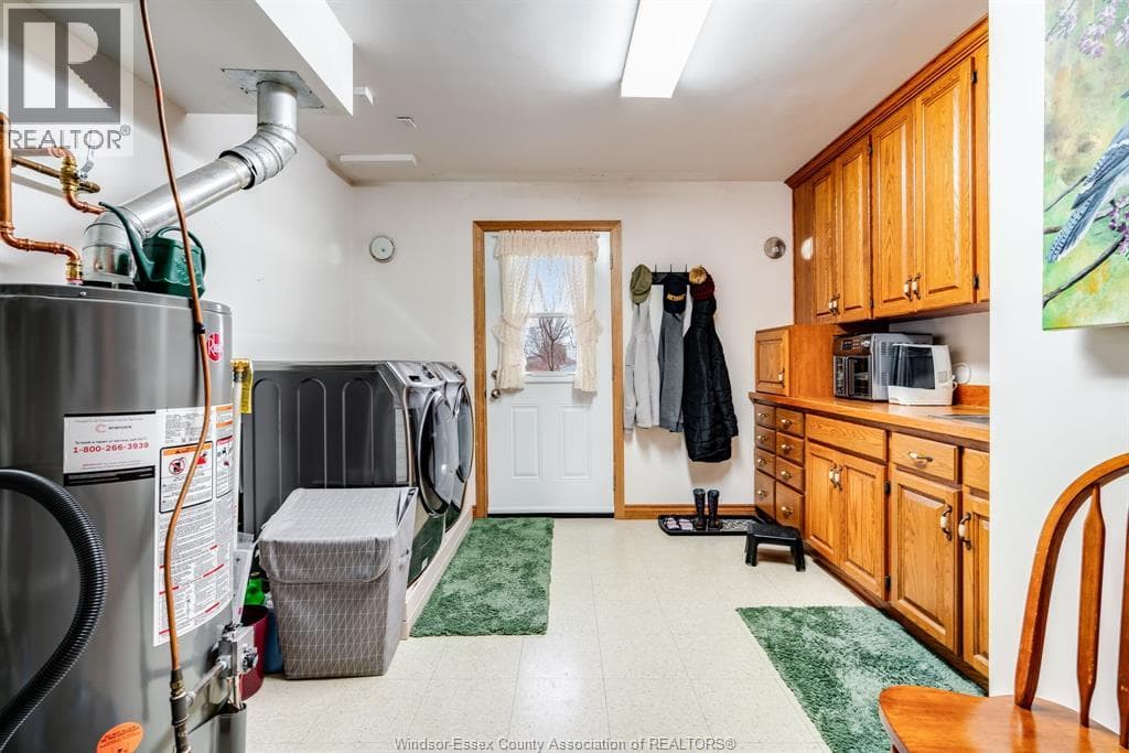 Lakeshore — Lakeshore - Main photo