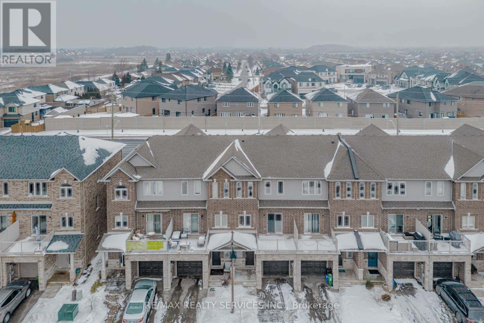 Hamilton (Stoney Creek) — Hamilton (Stoney Creek) - Photo 4 of 50