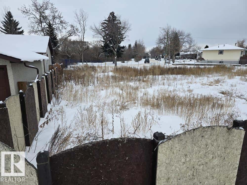 9904 96 AV — Fort Saskatchewan - Photo 3 of 8