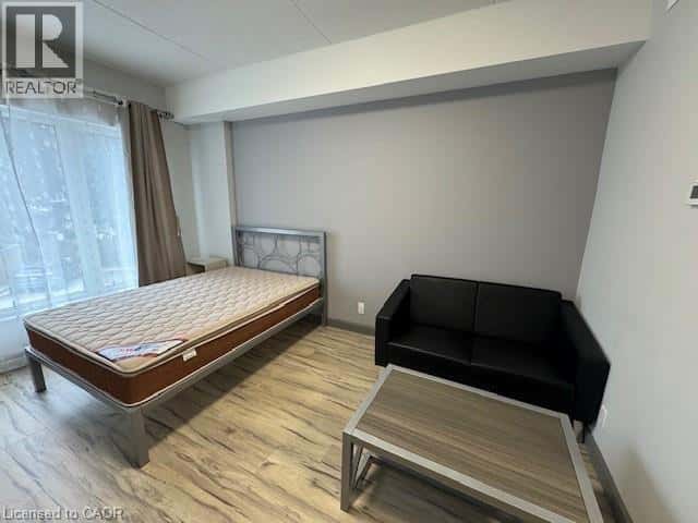 Hamilton — Hamilton - Photo 4 of 12