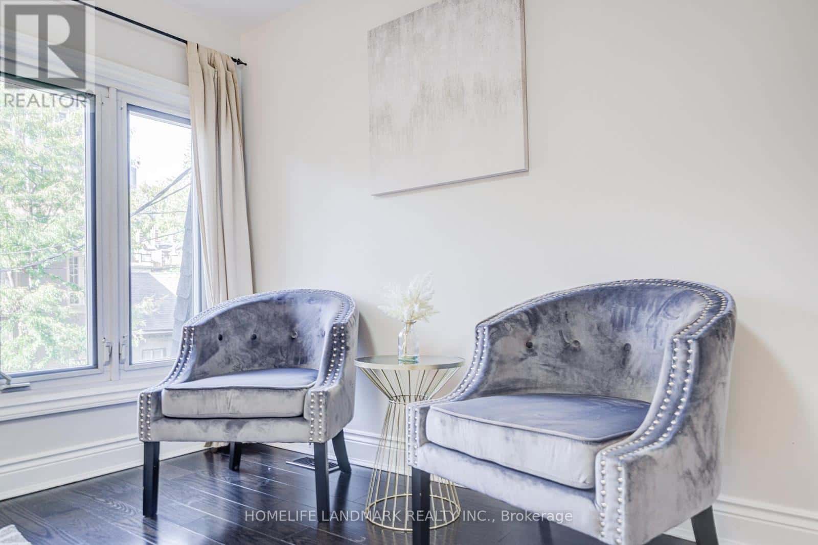 Toronto (Moss Park) — Toronto (Moss Park) - Photo 5 of 37