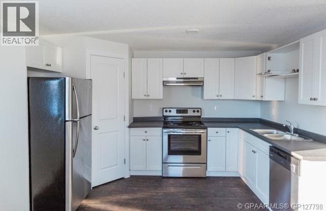 9523 113 Avenue — Clairmont, Alberta - Main photo