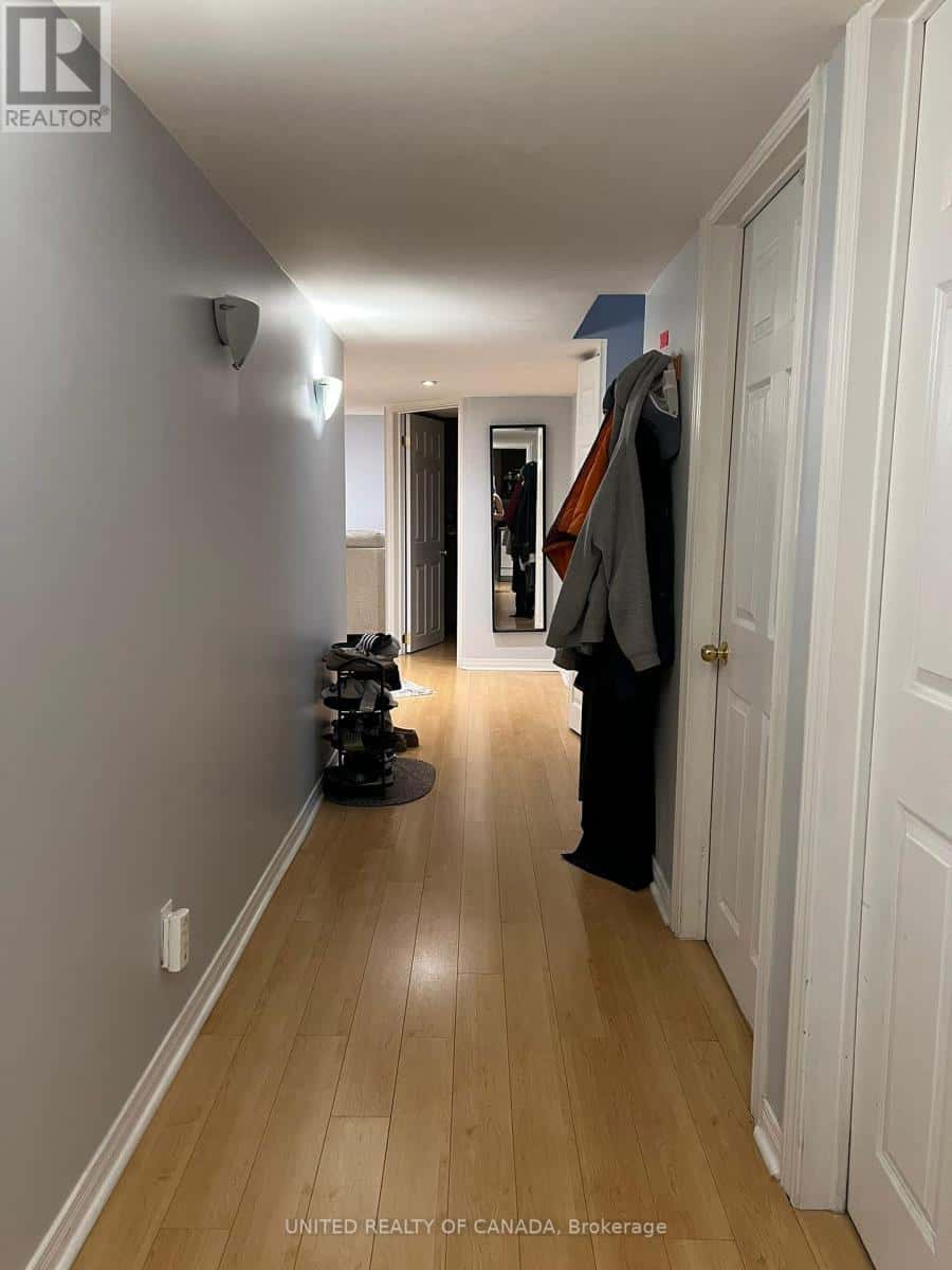 Richmond Hill (Oak Ridges Lake Wilcox) — Richmond Hill (Oak Ridges Lake Wilcox) - Photo 3 of 6