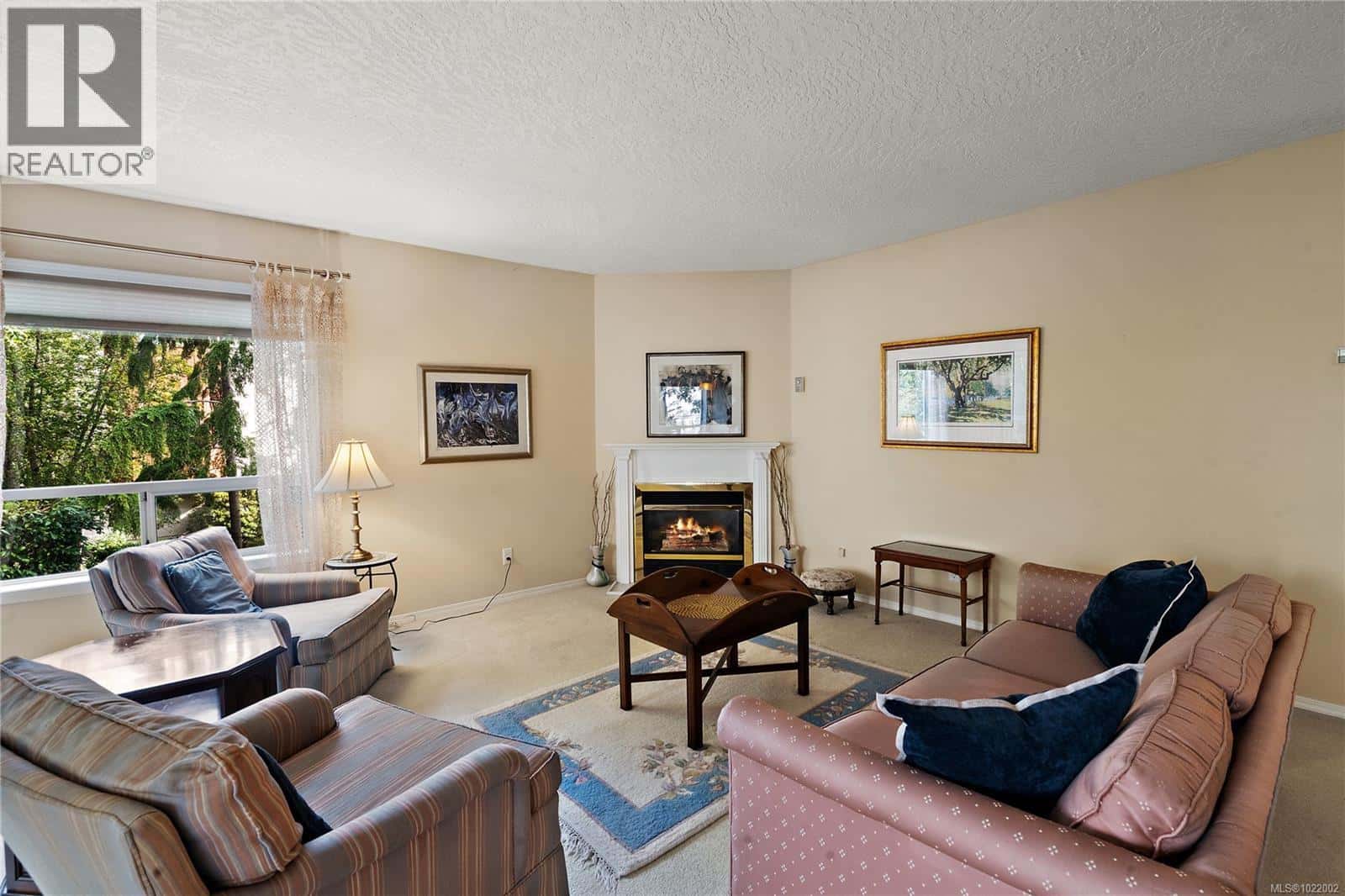 206 9919 Fourth St — Sidney, British Columbia - Photo 2 of 34