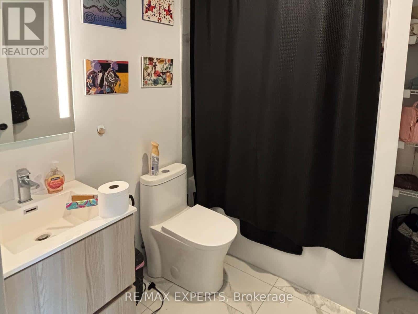 337 - 215 LAKESHORE ROAD W — Mississauga (Clarkson) - Photo 5 of 21