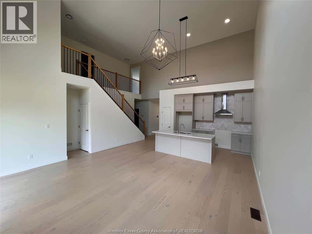 Amherstburg — Amherstburg - Photo 2 of 14