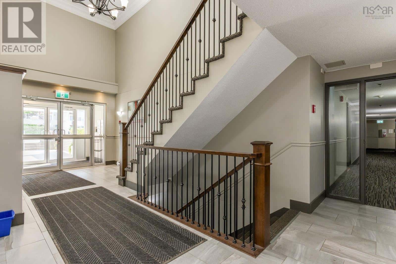 123 79 Collins Grove — Dartmouth, Nova Scotia - Photo 2 of 26