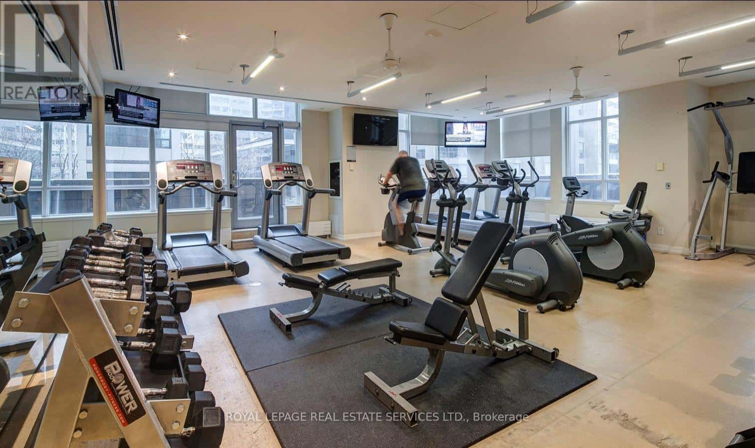 Toronto (Mount Pleasant West) — Toronto (Mount Pleasant West) - Photo 2 of 20