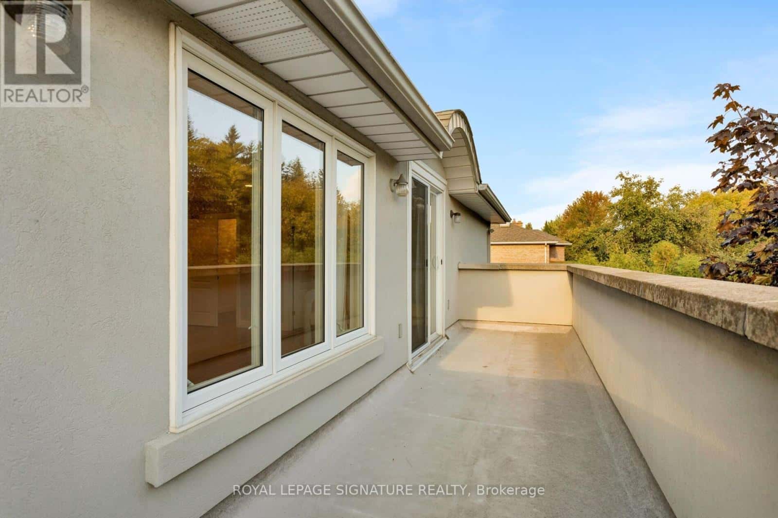 Vaughan (Beverley Glen) — Vaughan (Beverley Glen) - Photo 3 of 40