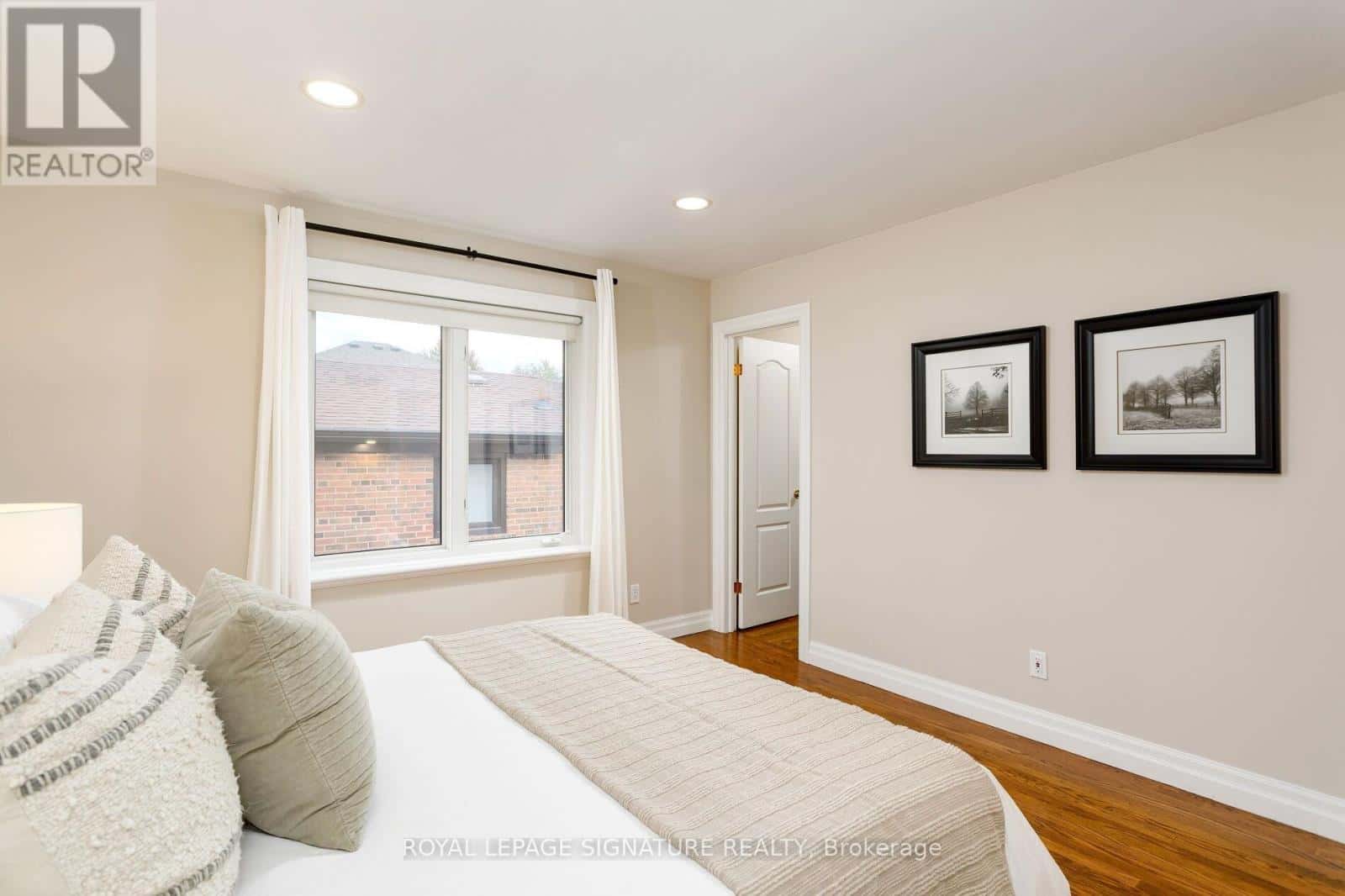 Vaughan (Beverley Glen) — Vaughan (Beverley Glen) - Photo 4 of 40