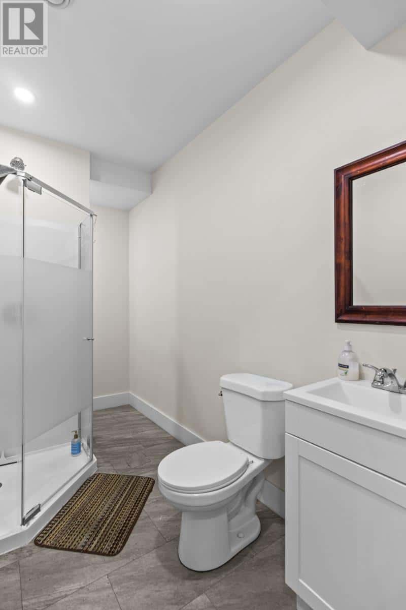 Paradise — Paradise - Photo 2 of 18