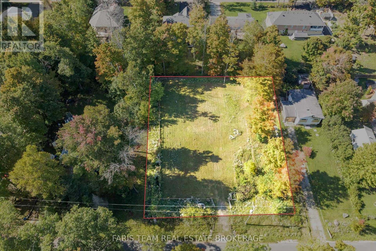 76 MCARTHUR DRIVE — Penetanguishene, Ontario - Photo 2 of 19