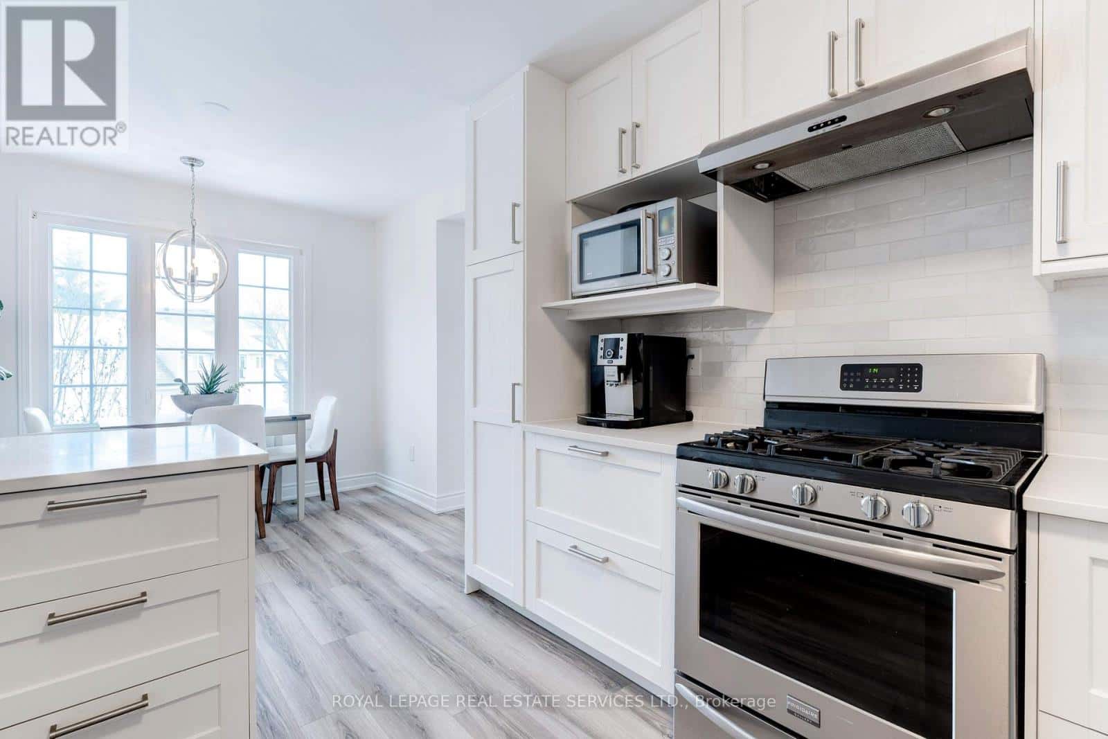 213 - 2110 CLEAVER AVENUE — Burlington (Headon) - Photo 5 of 35