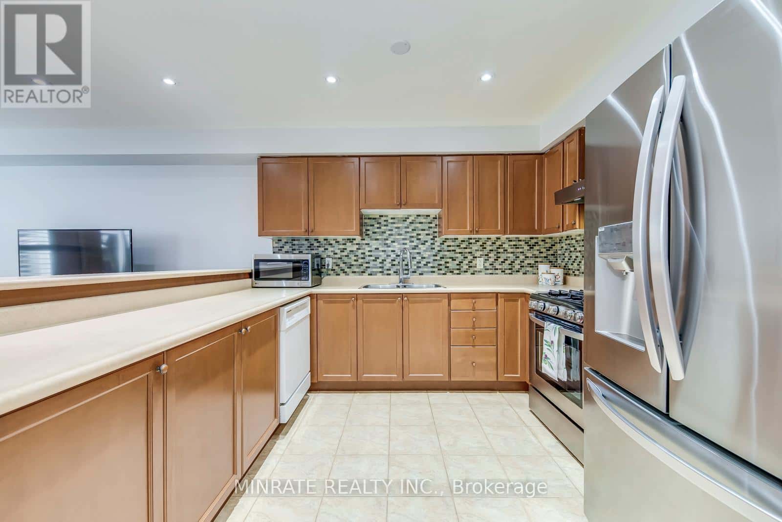 Burlington (Tansley) — Burlington (Tansley) - Photo 4 of 16