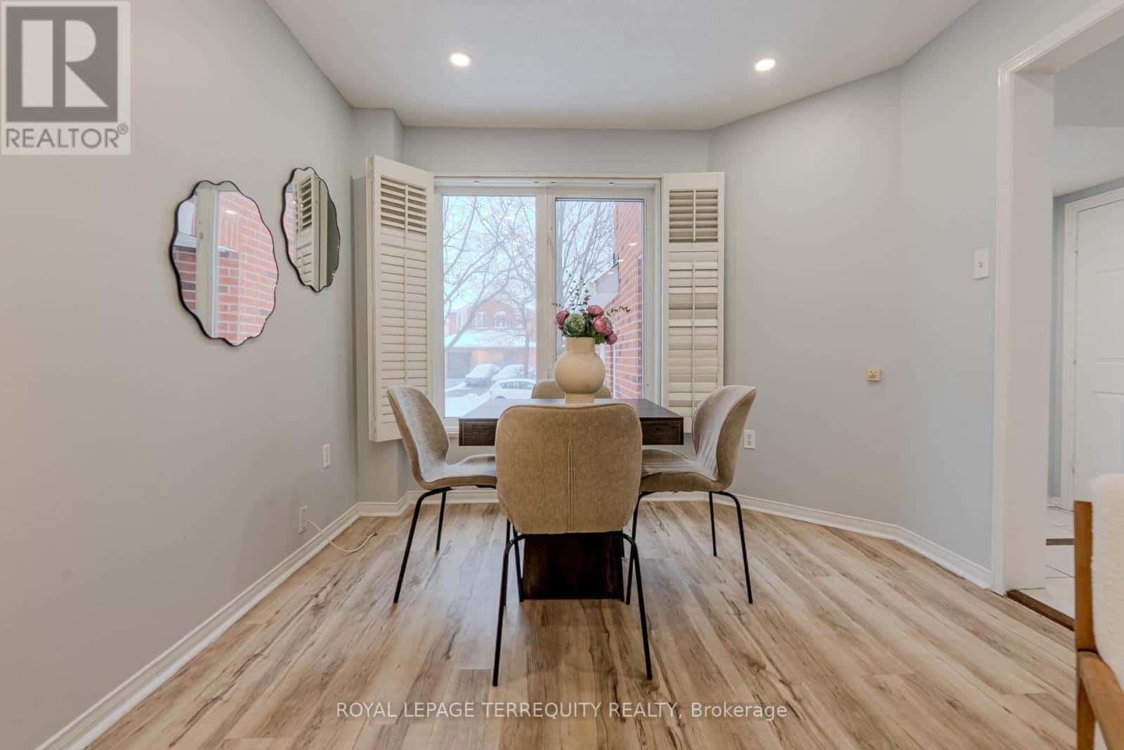 Brampton (Heart Lake West) — Brampton (Heart Lake West) - Photo 3 of 42