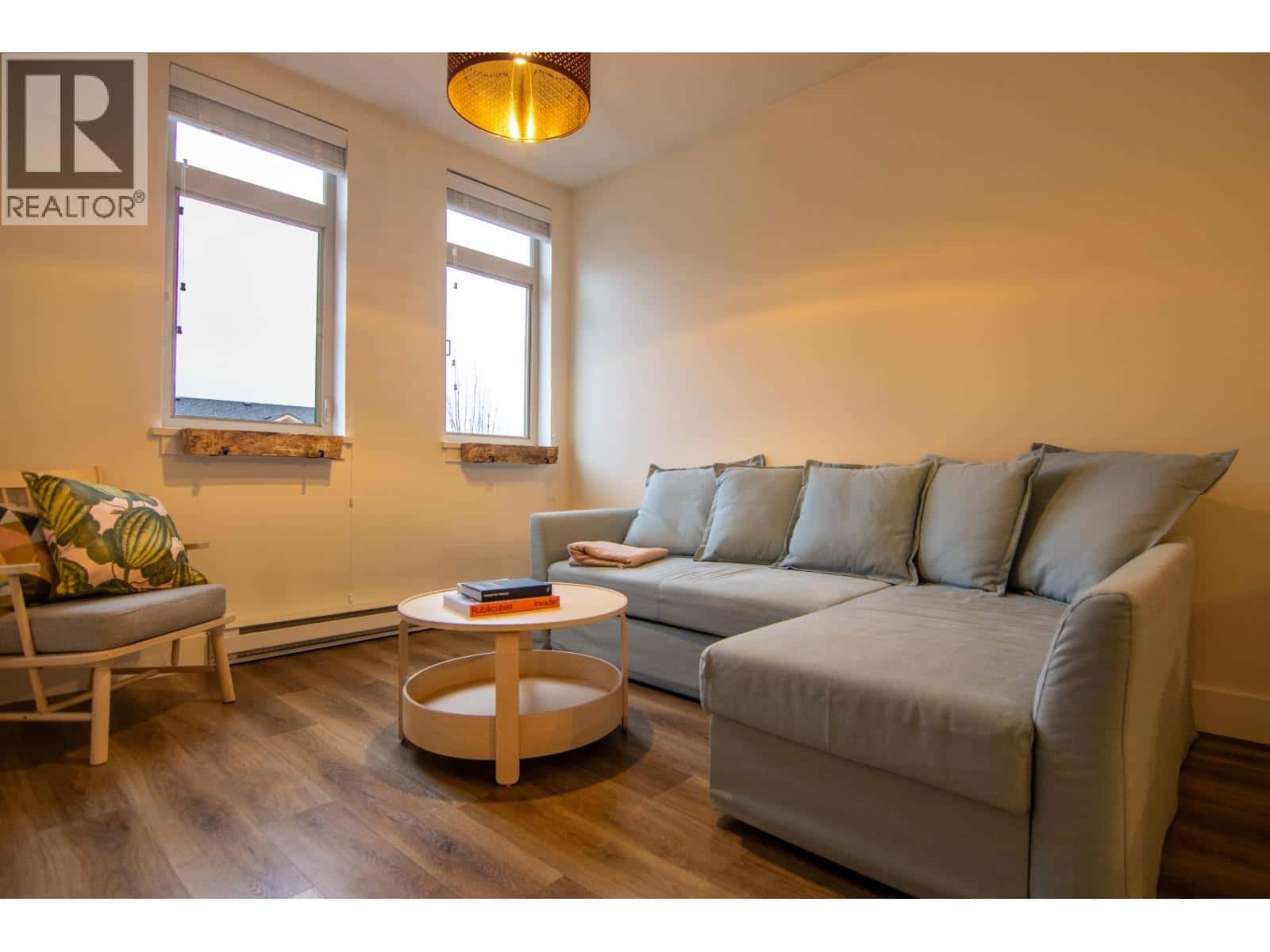 Pemberton — Pemberton - Photo 2 of 9