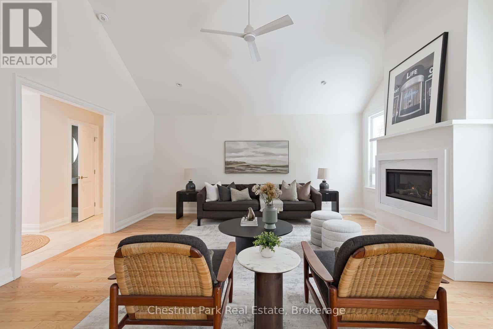 4 WICKENS LANE — Blue Mountains - Photo 4 of 34