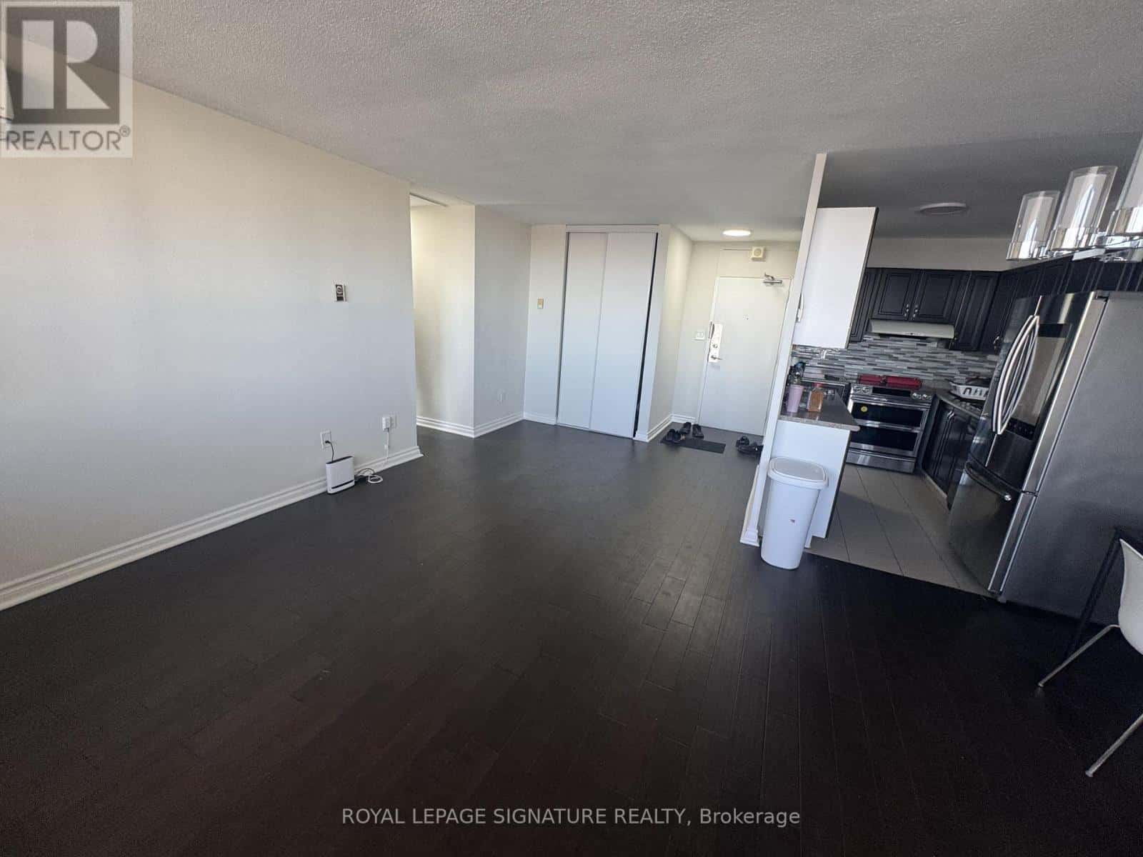 Toronto (Cabbagetown-South St. James Town) — Toronto (Cabbagetown-South St. James Town) - Photo 2 of 9